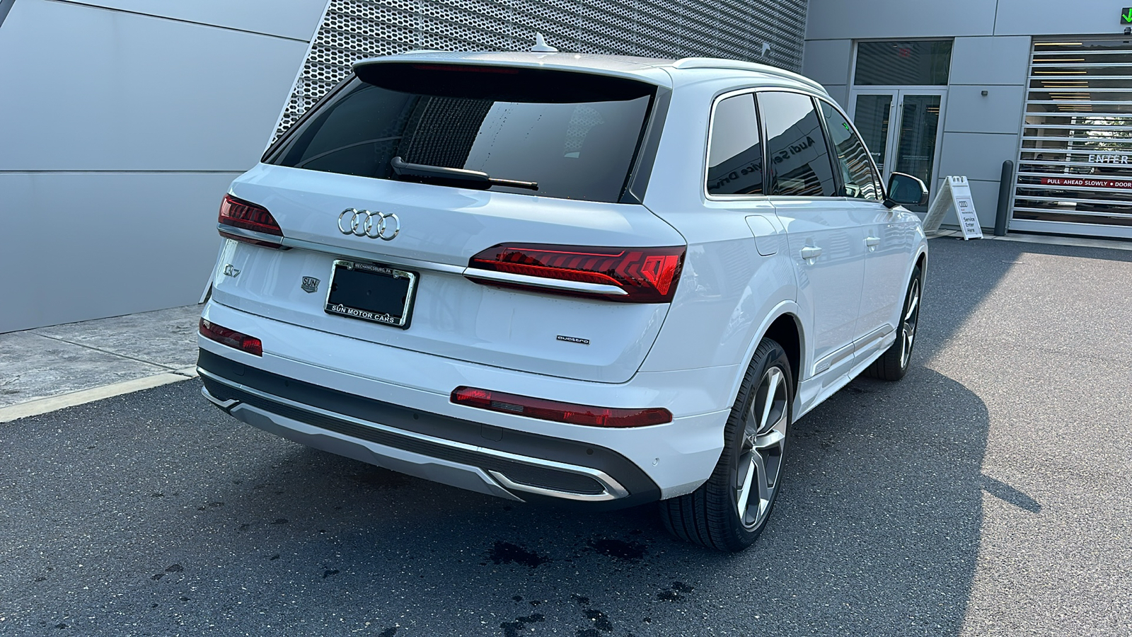 2023 Audi Q7  18