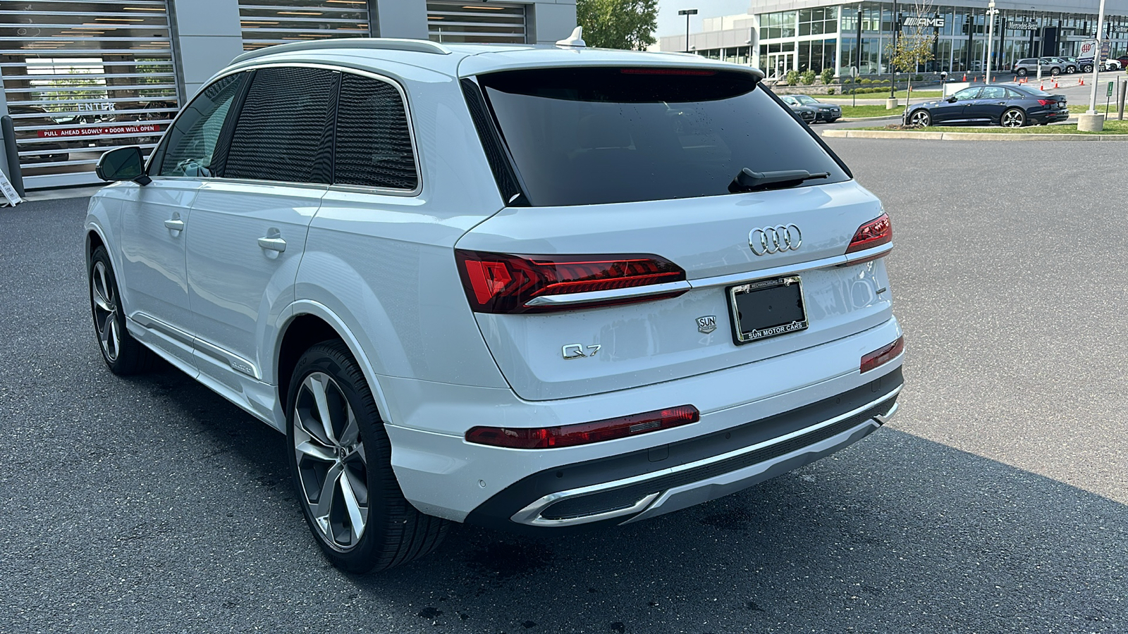 2023 Audi Q7  23