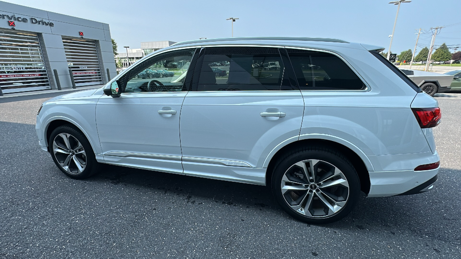 2023 Audi Q7  27