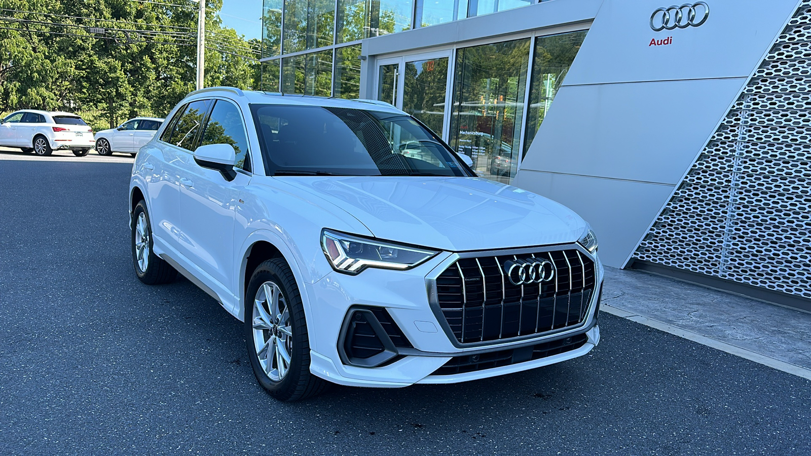 2023 Audi Q3 Premium 1