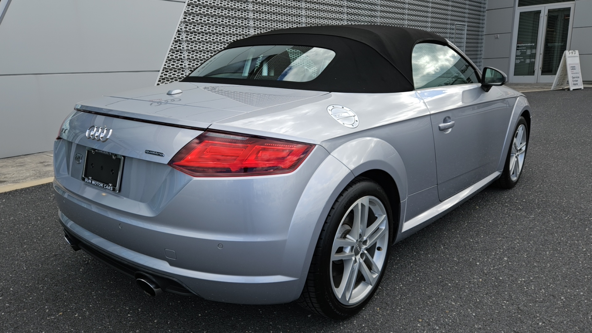 2016 Audi TT 2.0T Roadster 5