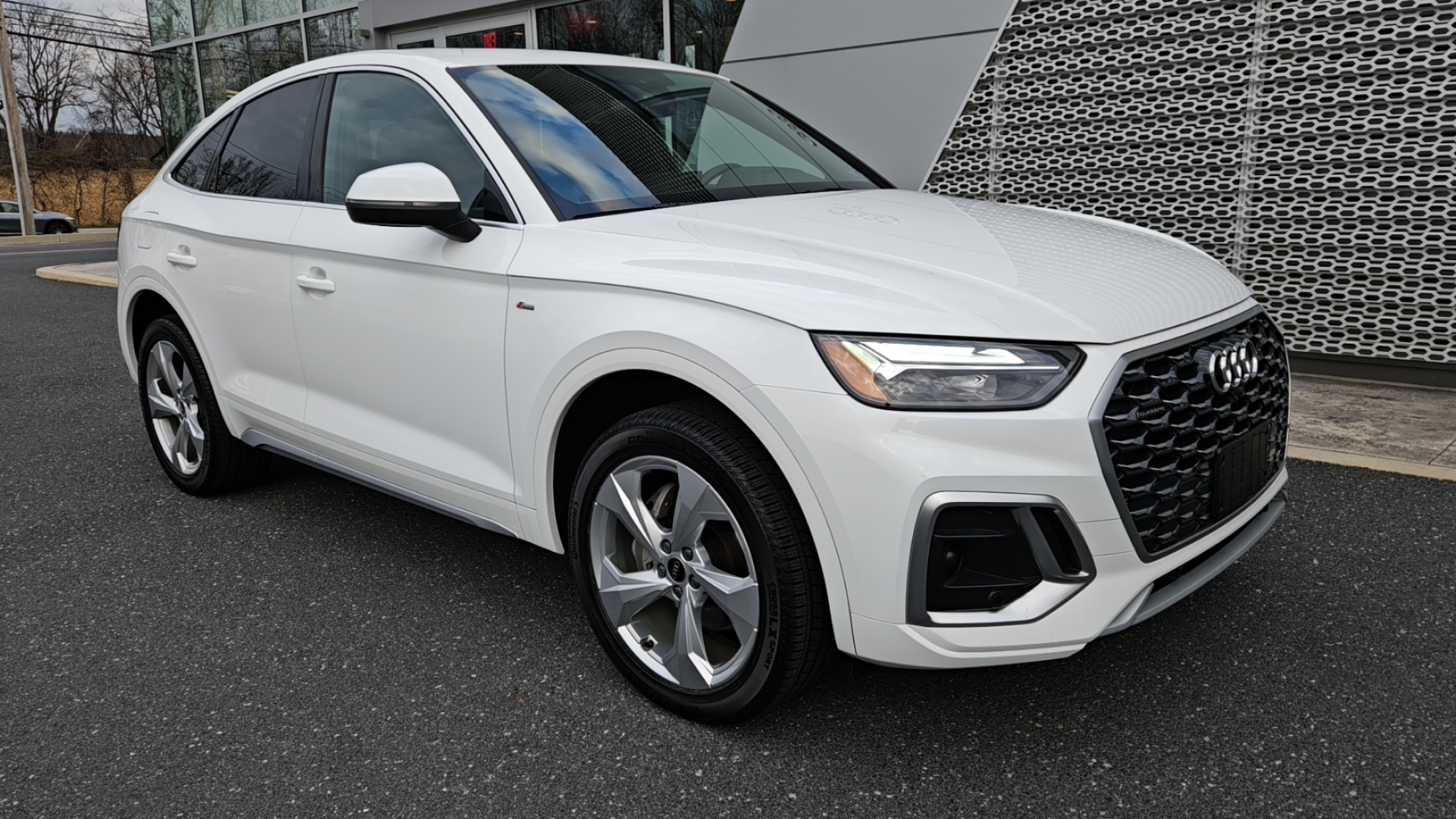 2021 Audi Q5 Sportback 45 Premium Plus 1