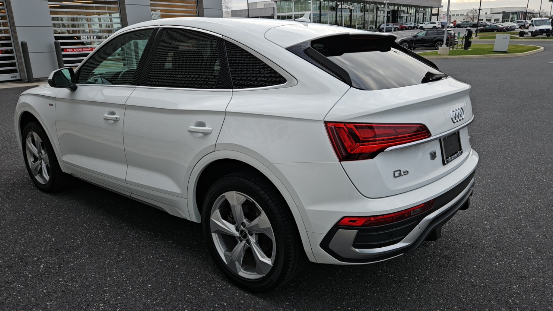 2021 Audi Q5 Sportback 45 Premium Plus 11