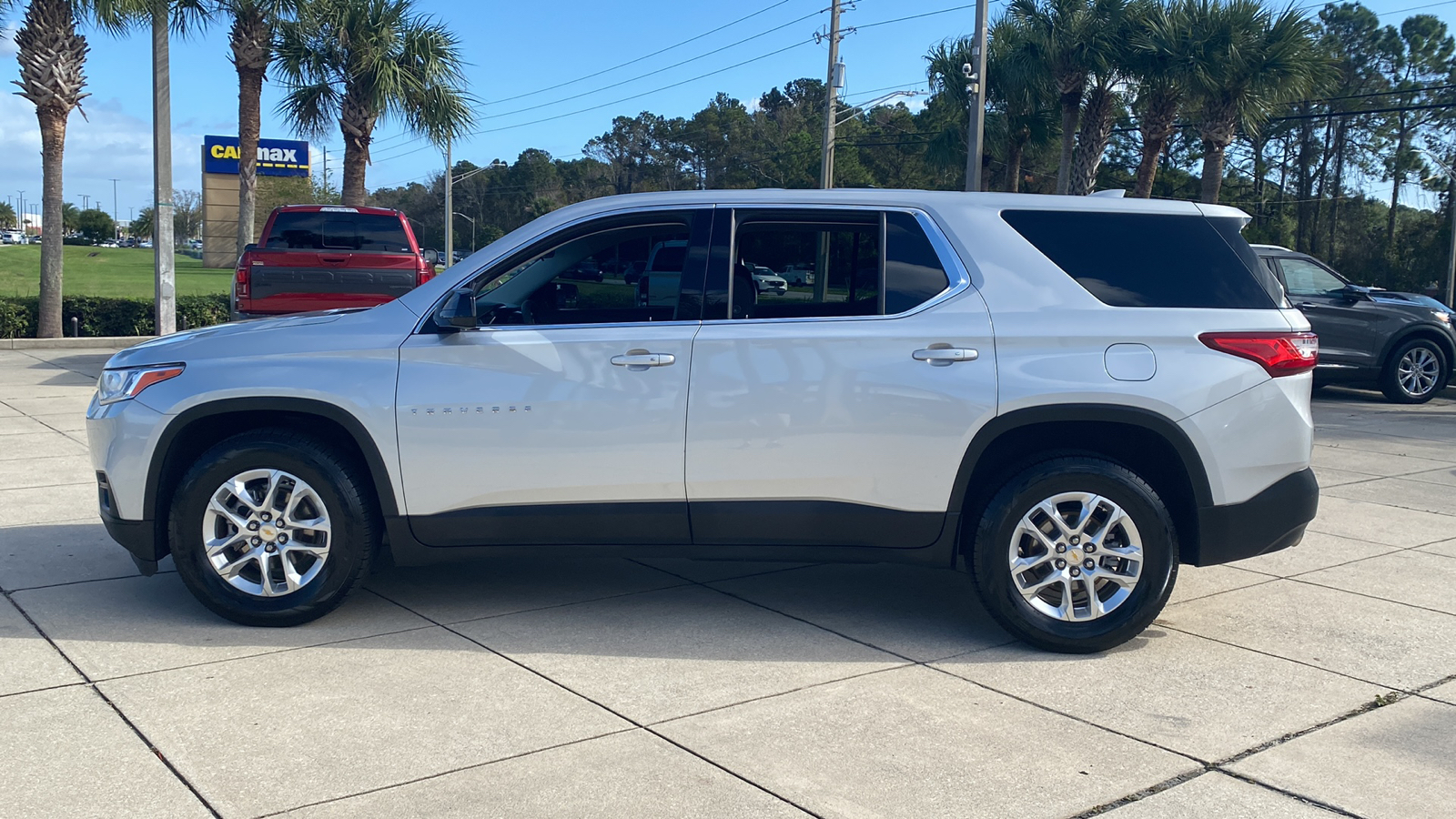 2020 Chevrolet Traverse LS 4