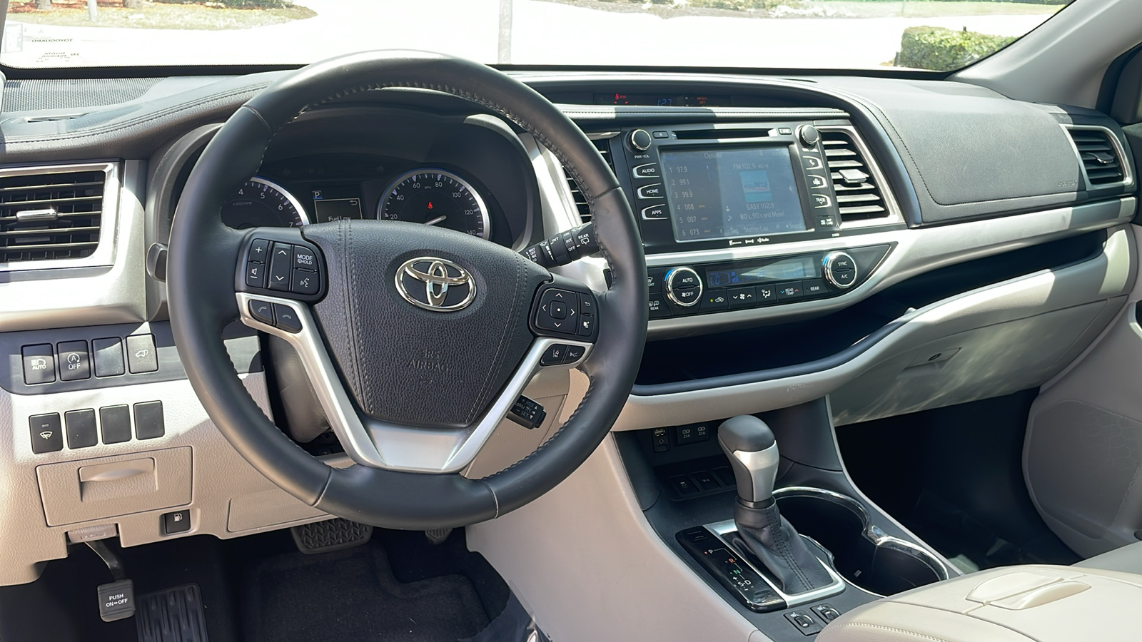 2018 Toyota Highlander XLE 11