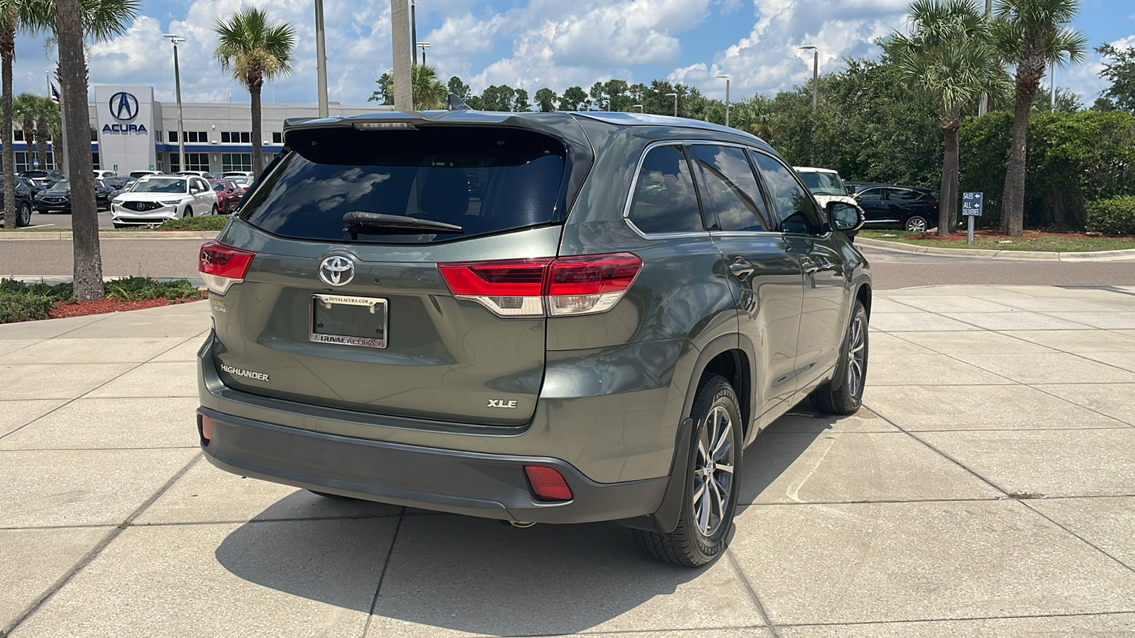 2018 Toyota Highlander XLE 29