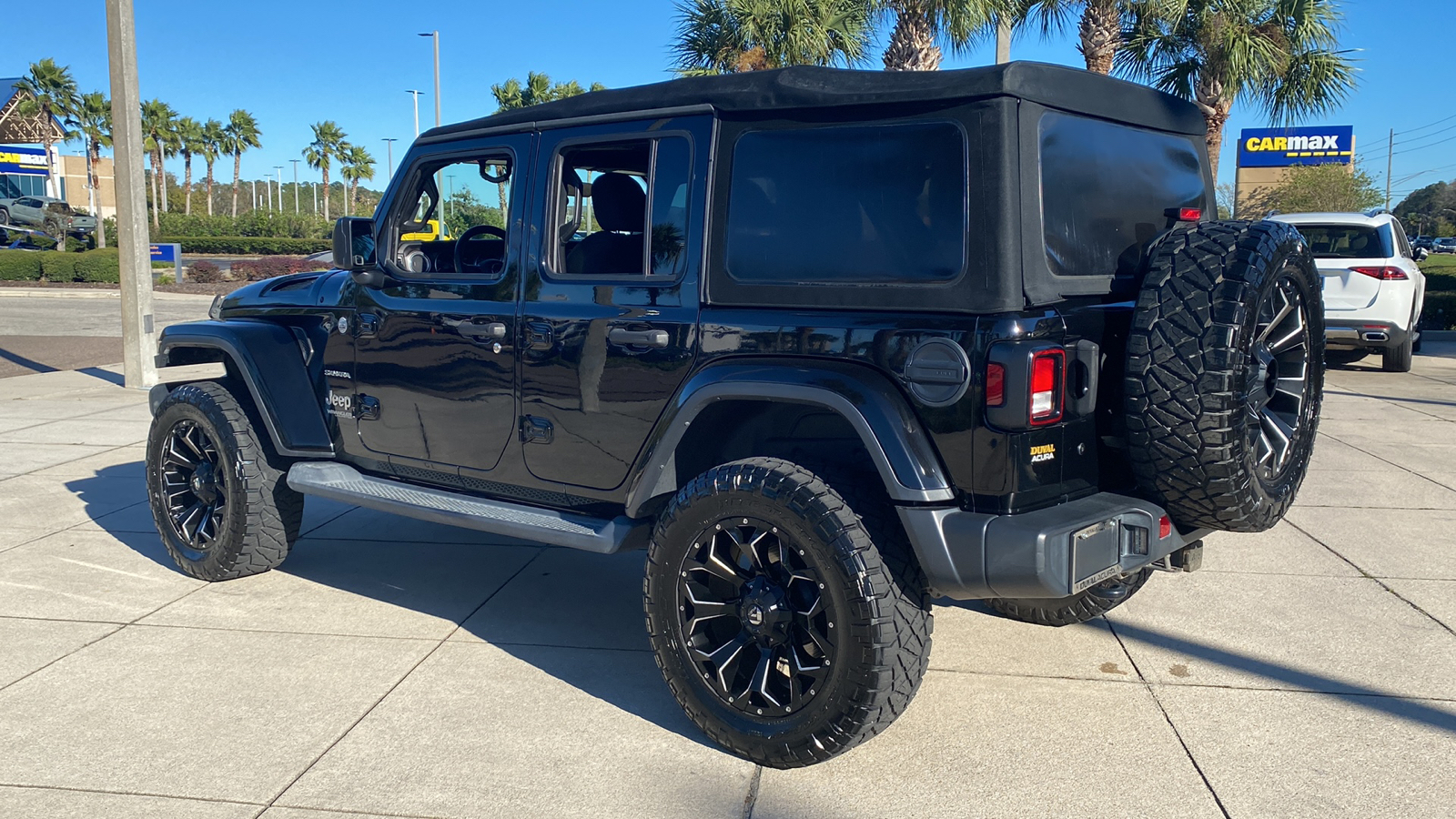 2018 Jeep Wrangler Unlimited Sahara 5