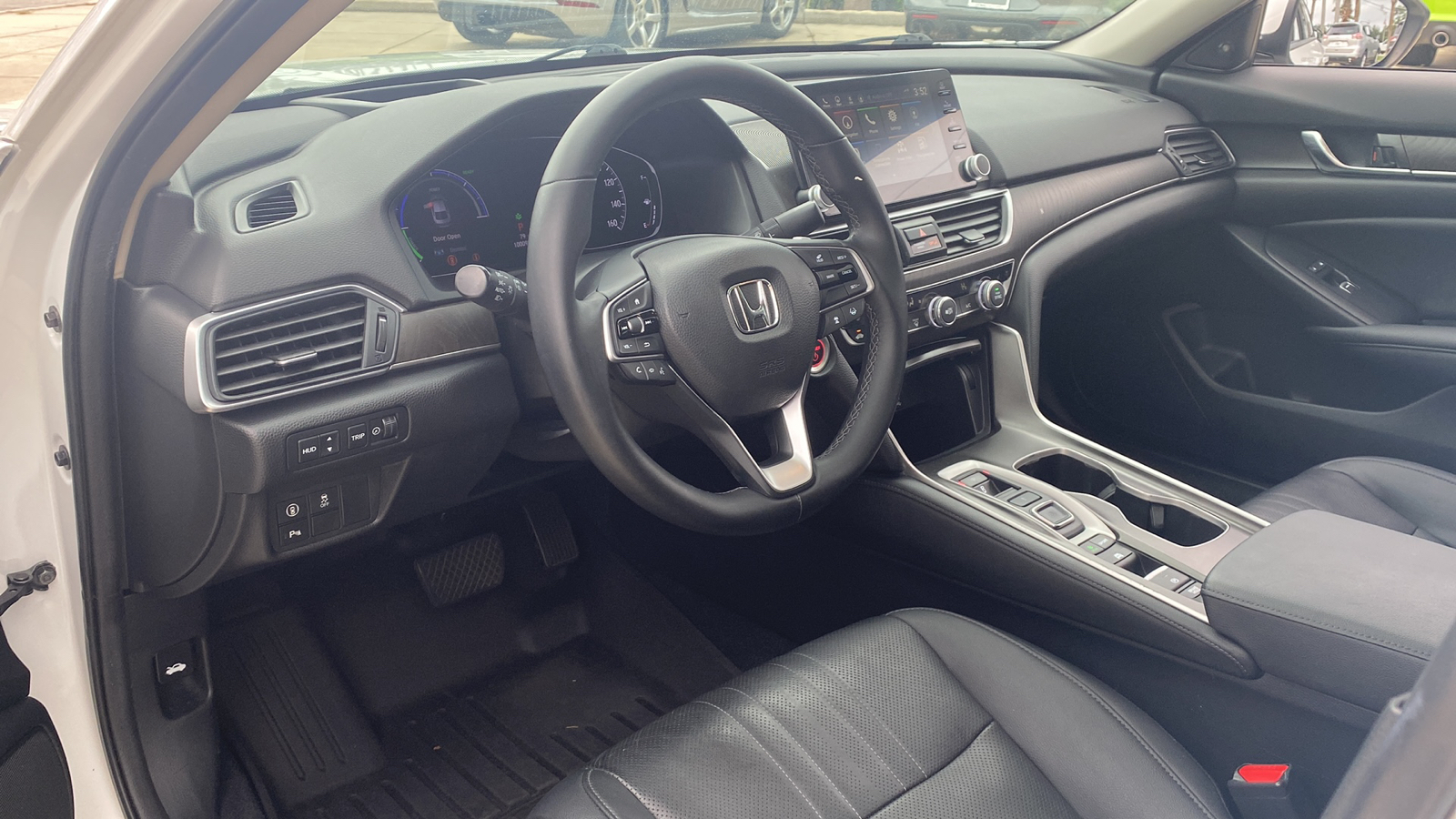 2019 Honda Accord Hybrid Touring 4