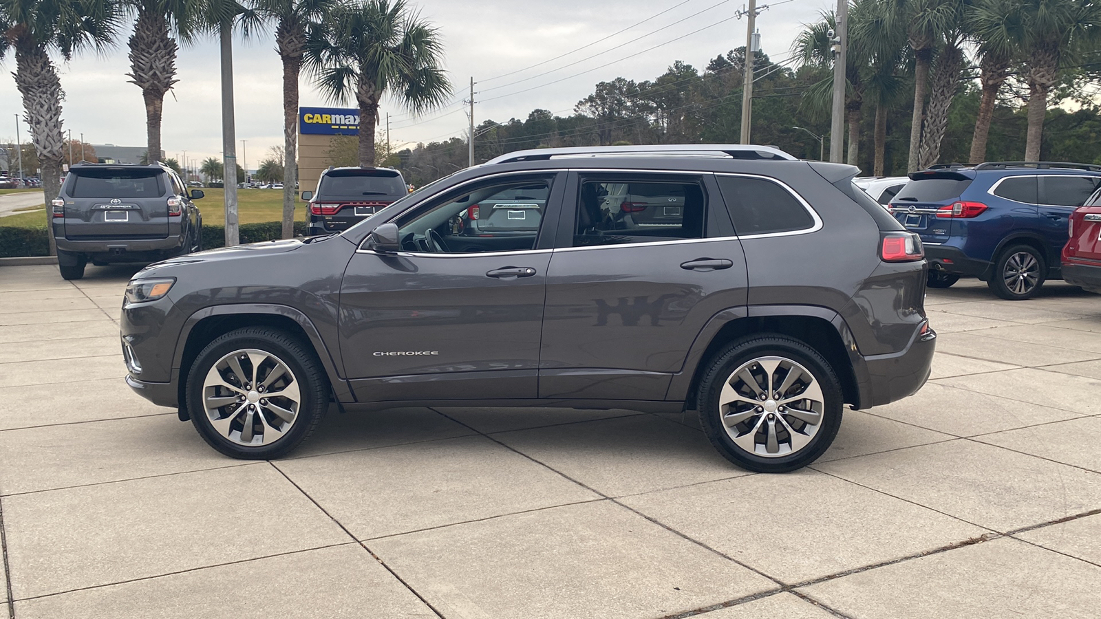 2019 Jeep Cherokee Overland 4