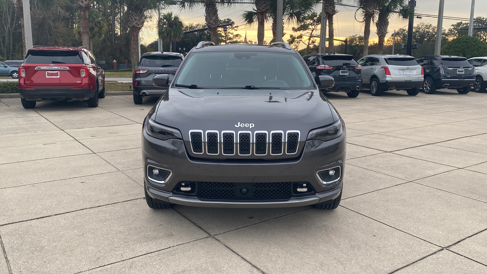 2019 Jeep Cherokee Overland 7