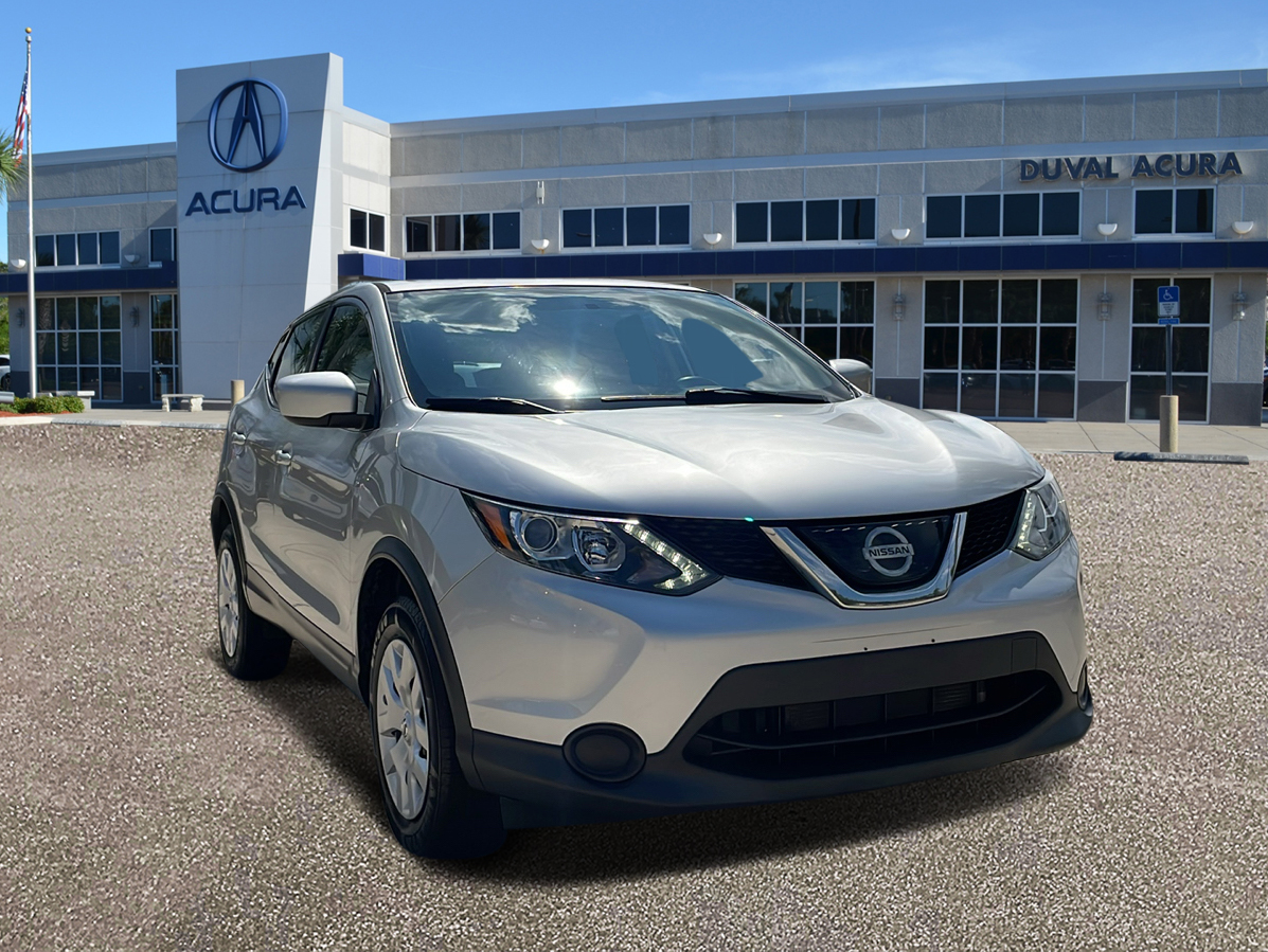 2019 Nissan Rogue Sport S 1