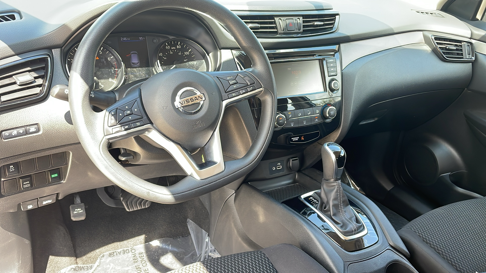 2019 Nissan Rogue Sport S 10