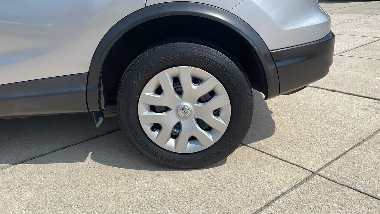 2019 Nissan Rogue Sport S 22