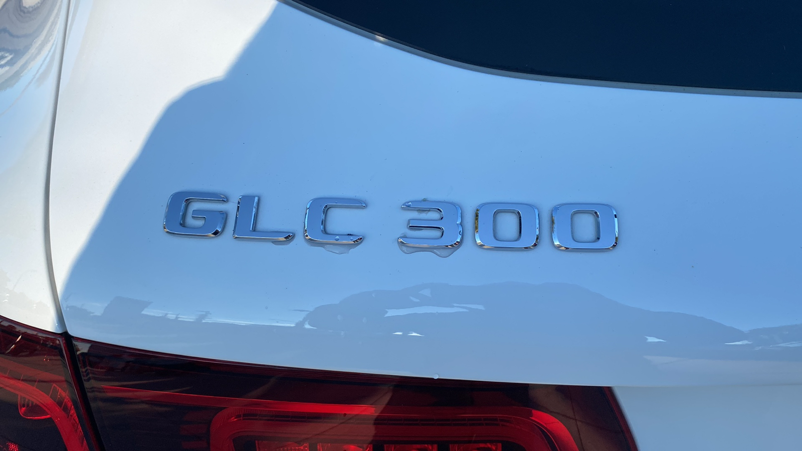 2020 Mercedes-Benz GLC GLC 300 4MATIC 8