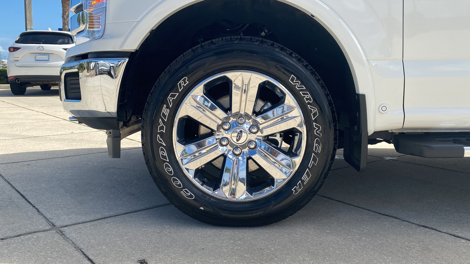 2020 Ford F-150 LARIAT 9