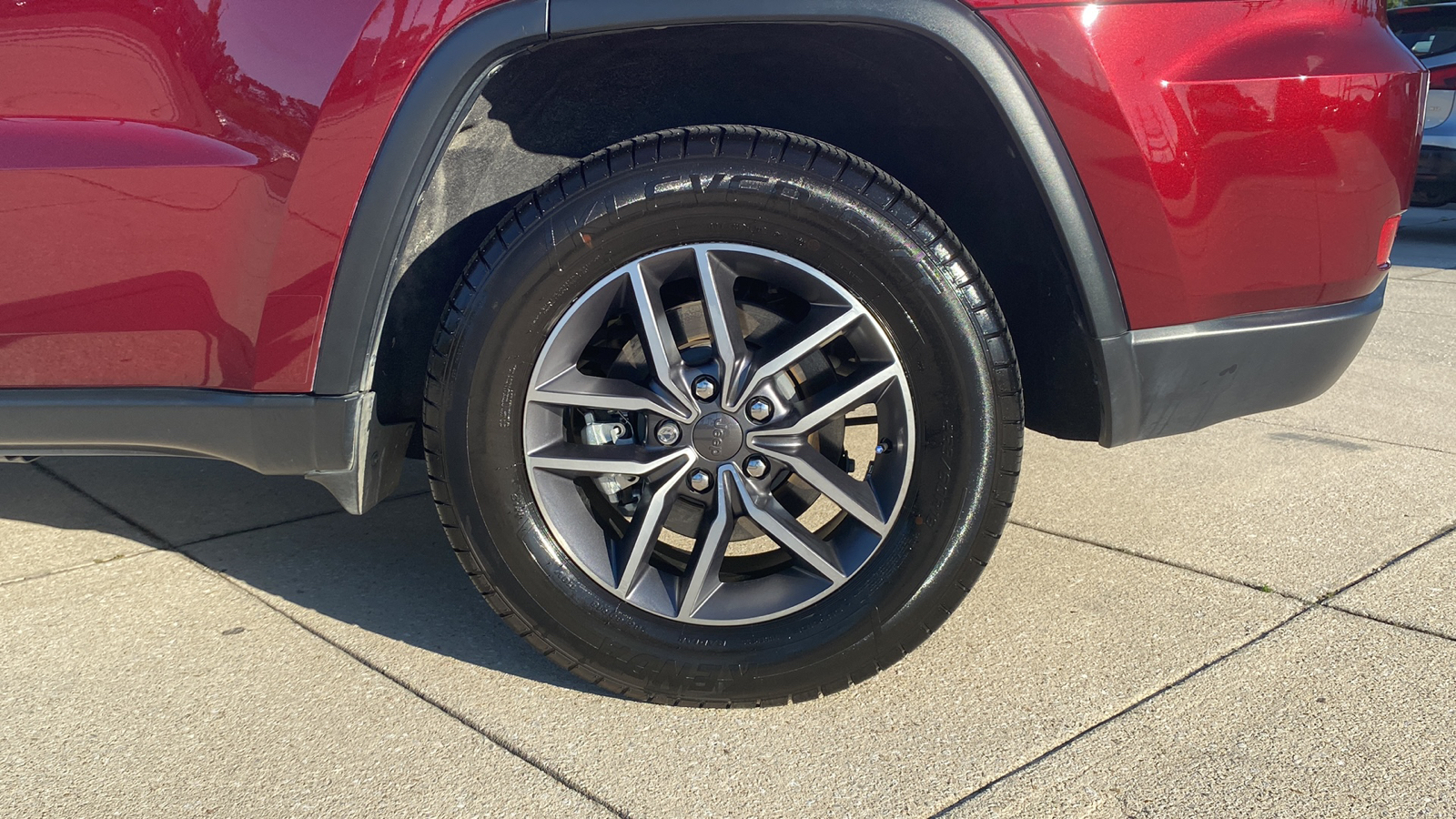 2021 Jeep Grand Cherokee Limited 30