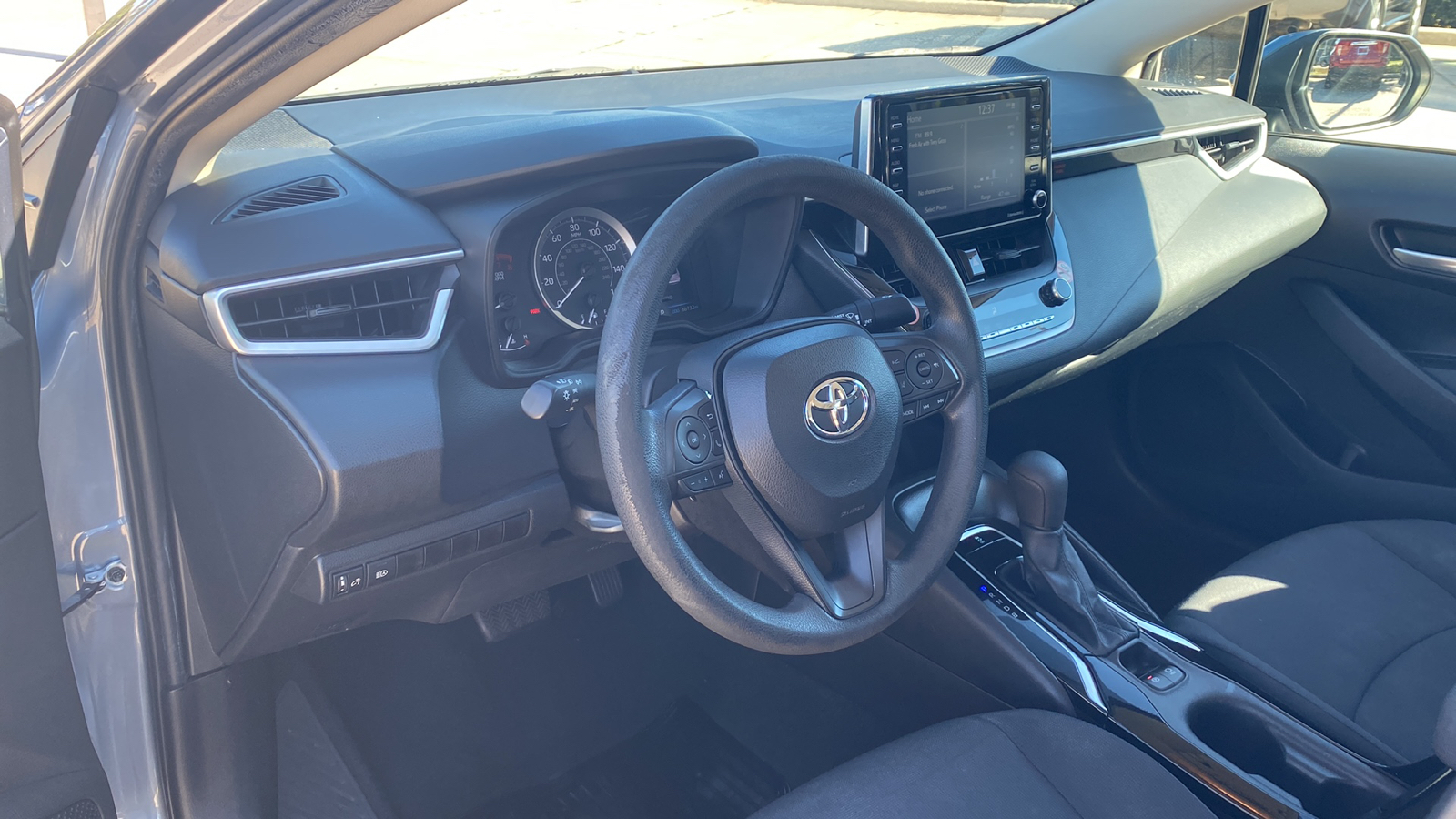 2021 Toyota Corolla LE 3