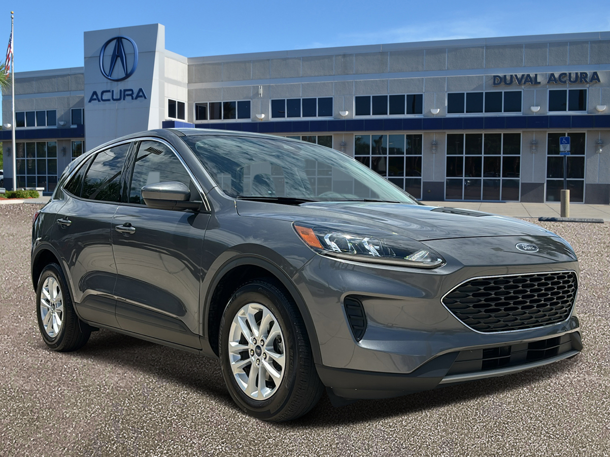 2021 Ford Escape SE 1