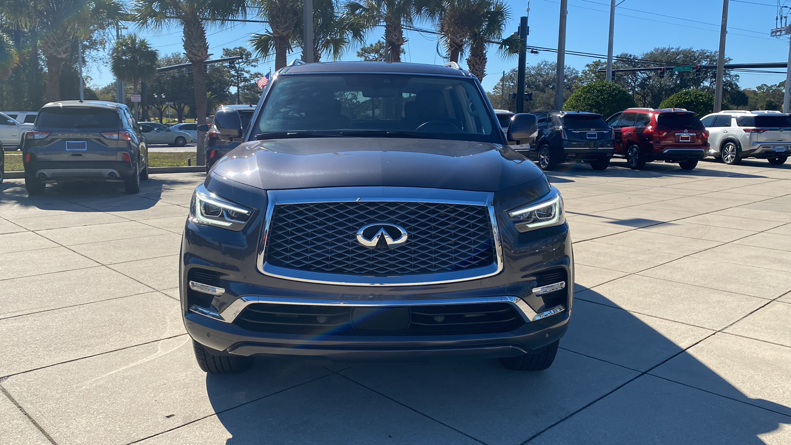 2022 INFINITI QX80 Luxe 7