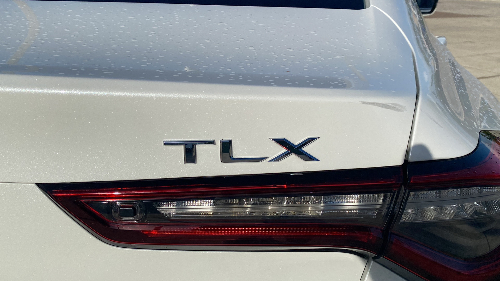 2022 Acura TLX  8