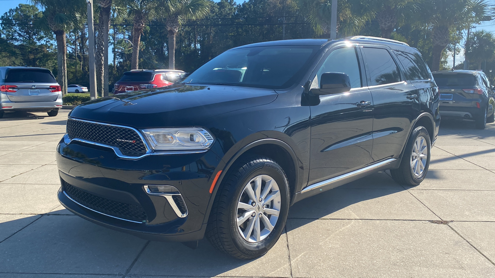 2022 Dodge Durango SXT 2