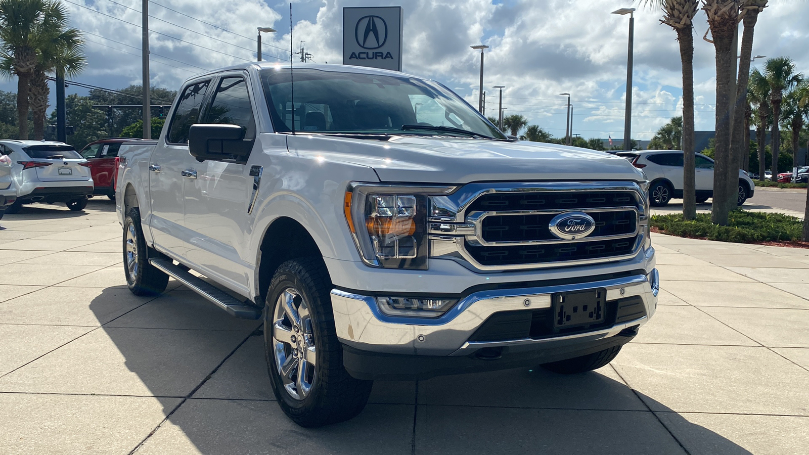 2022 Ford F-150 XLT 4