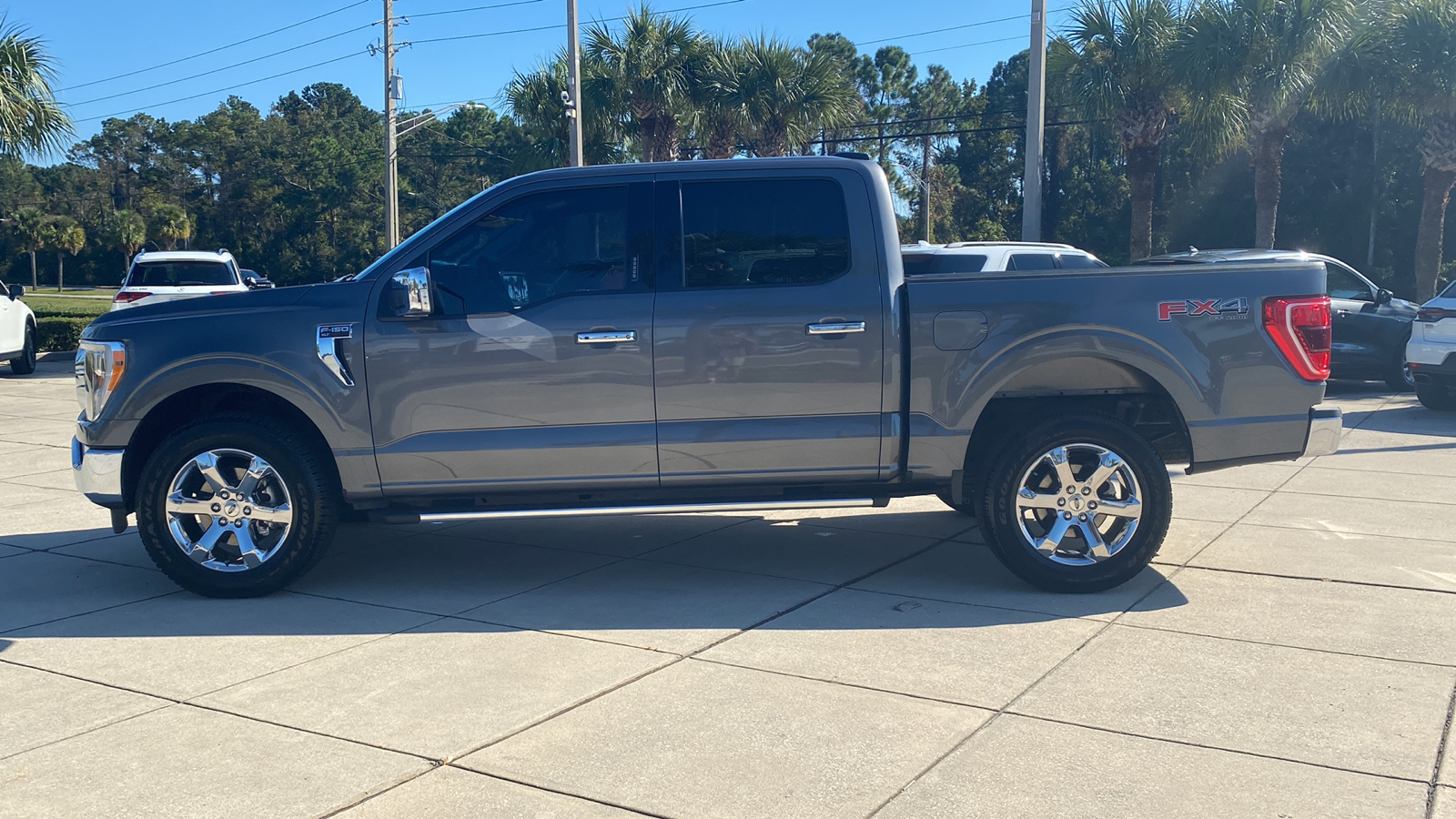 2022 Ford F-150 XLT 4