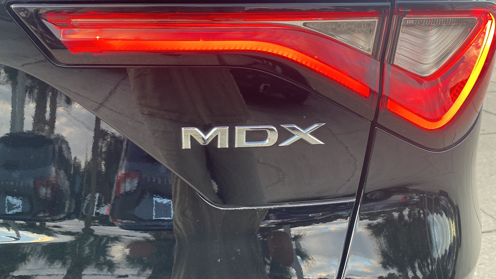 2022 Acura MDX w/Tech 9