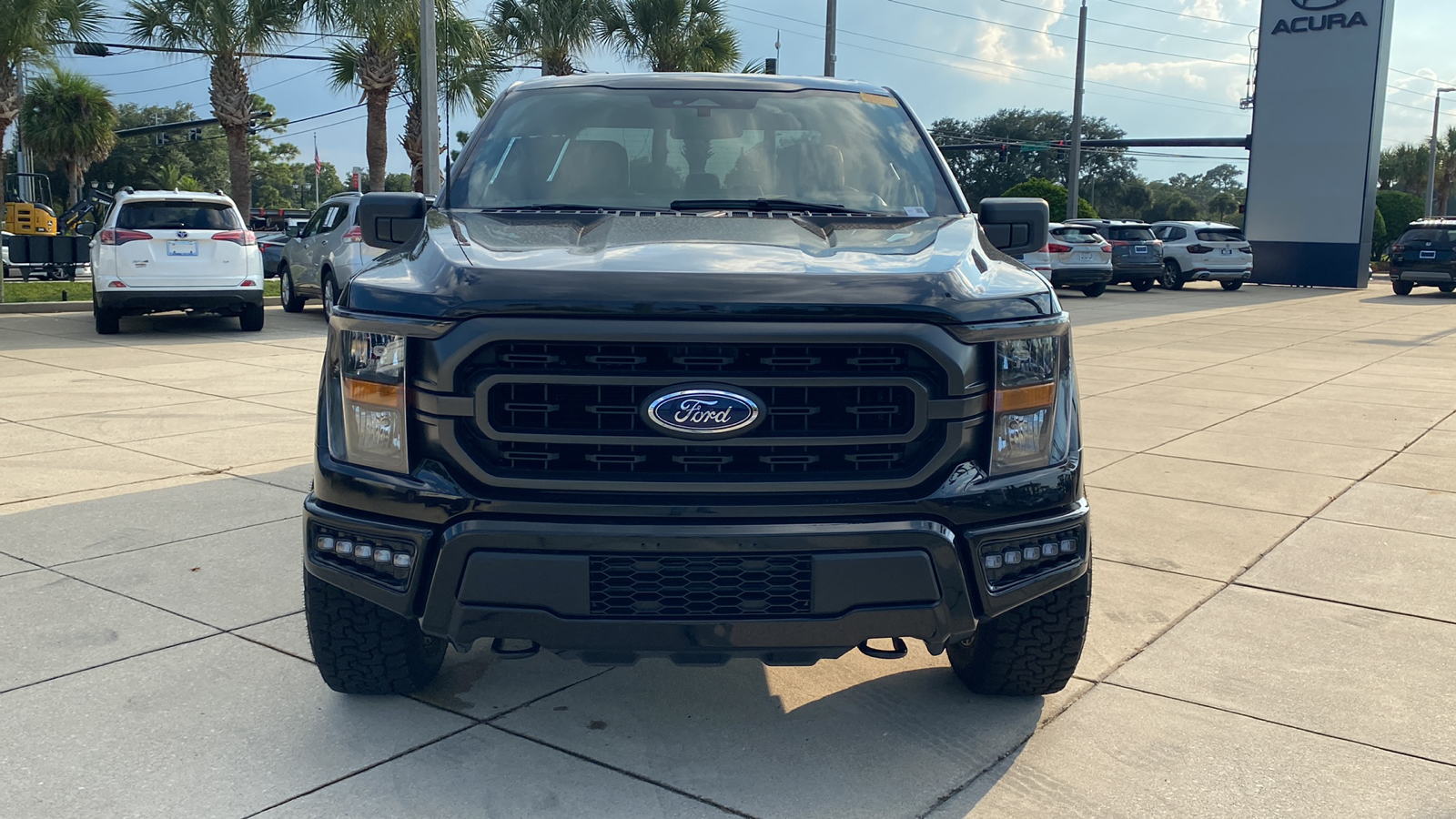 2023 Ford F-150 XLT 3