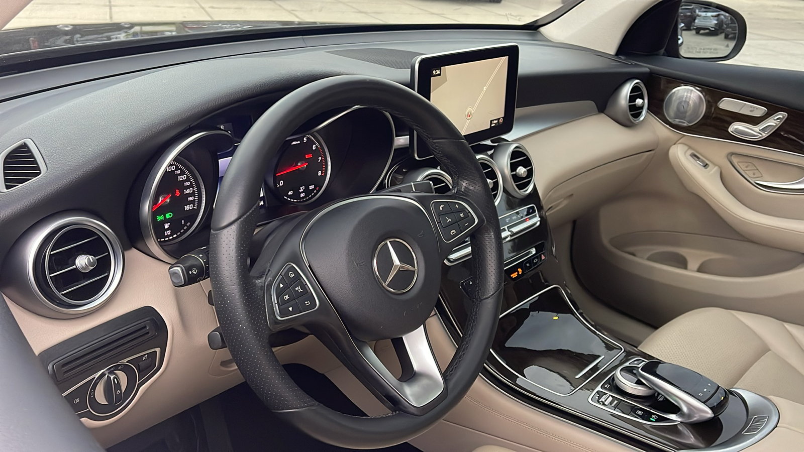 2017 Mercedes-Benz GLC GLC 300 9