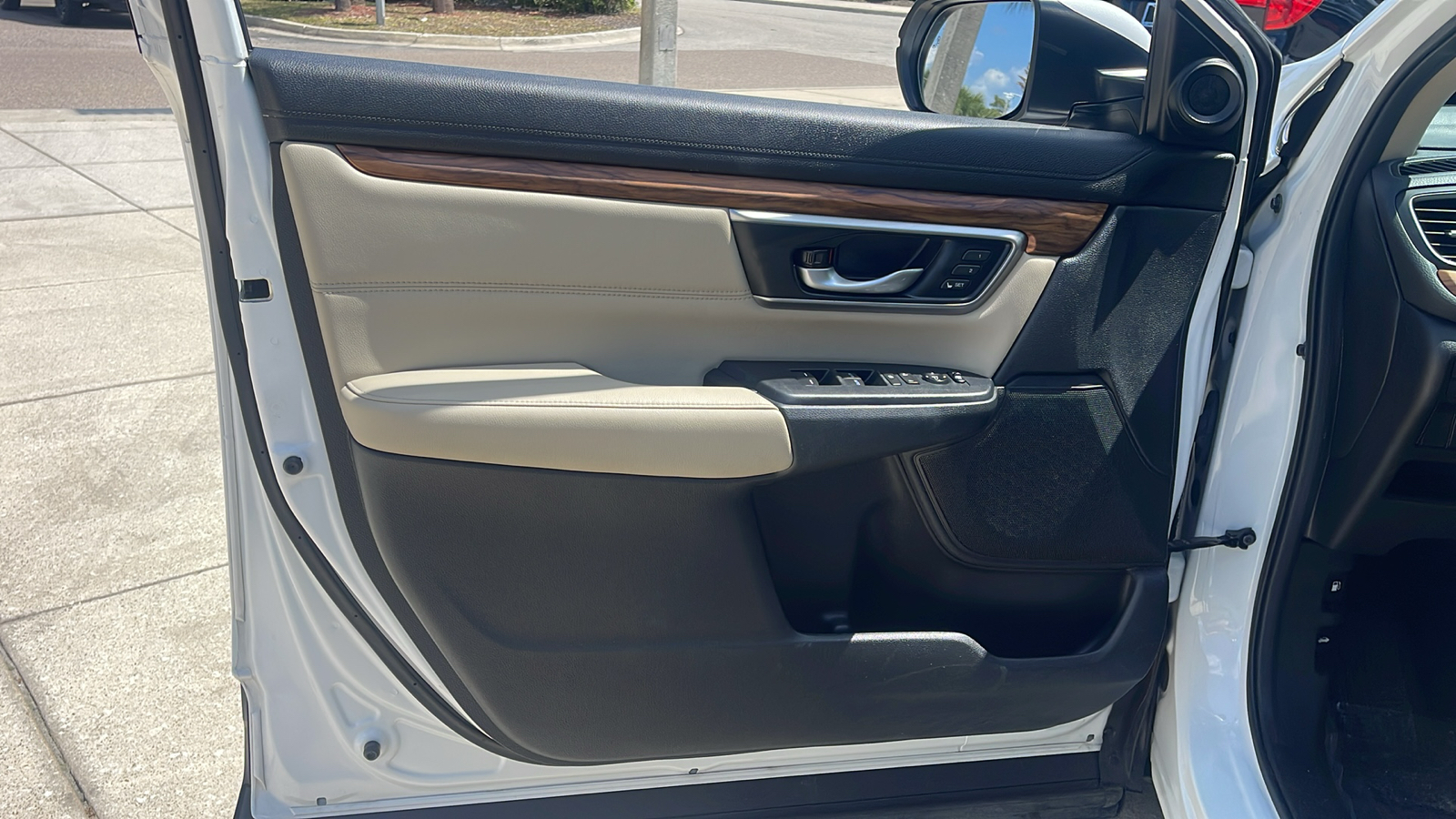 2019 Honda CR-V EX-L 10