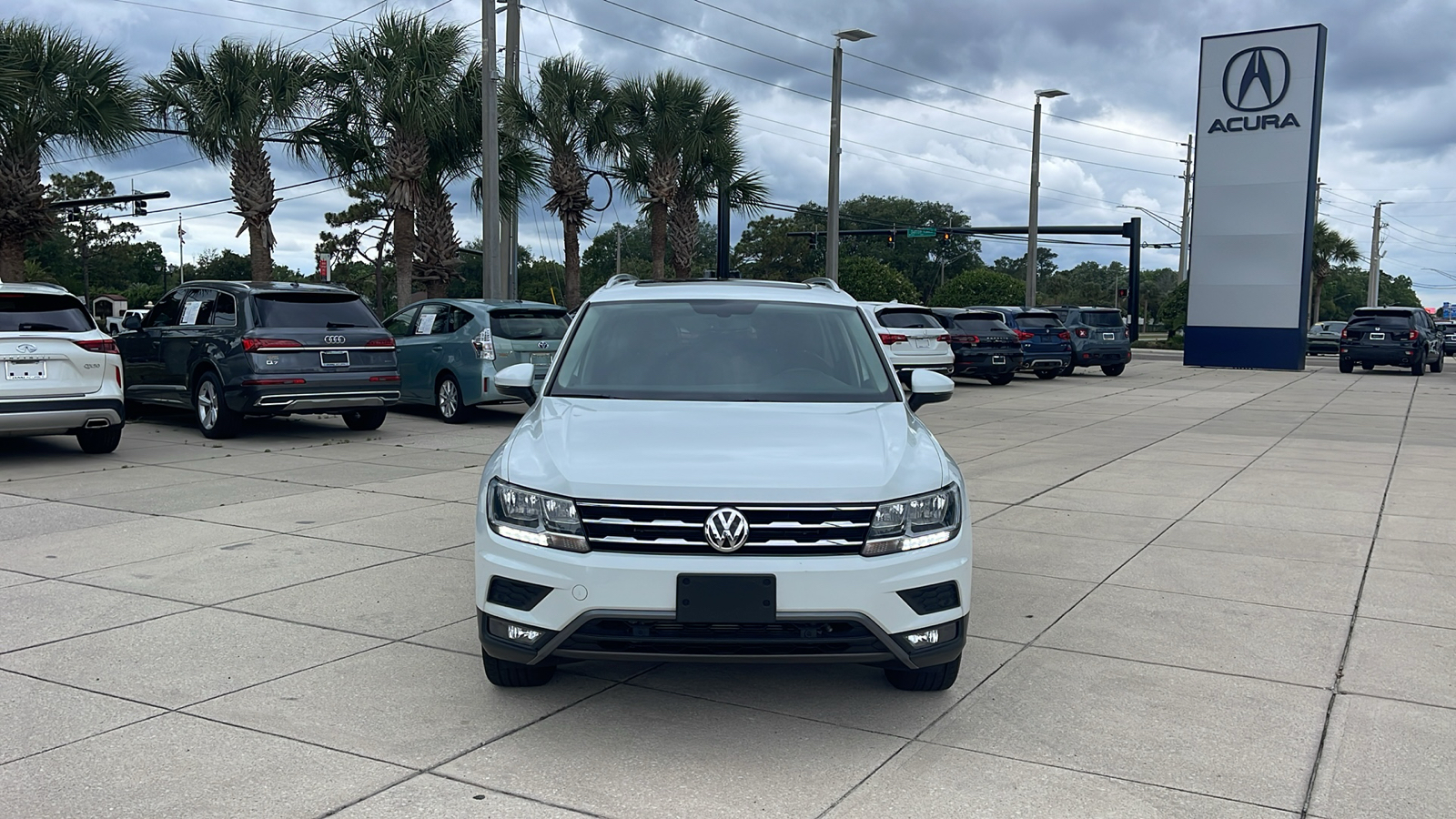 2019 Volkswagen Tiguan SE 4