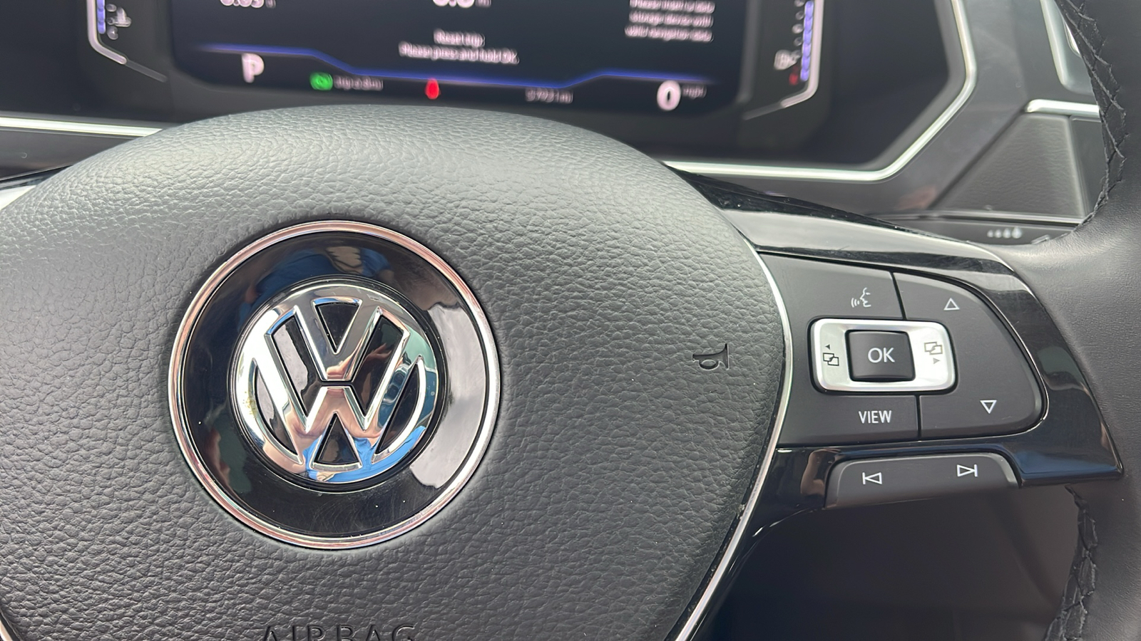 2019 Volkswagen Tiguan SE 16