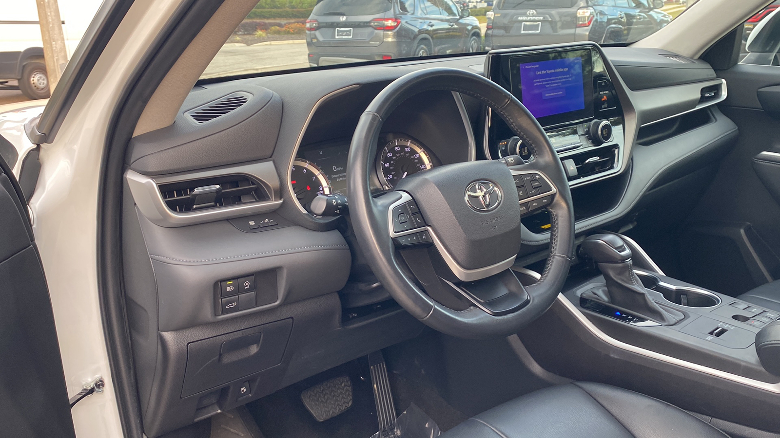 2023 Toyota Highlander L 3