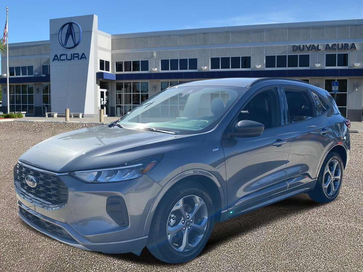 2023 Ford Escape ST-Line 1