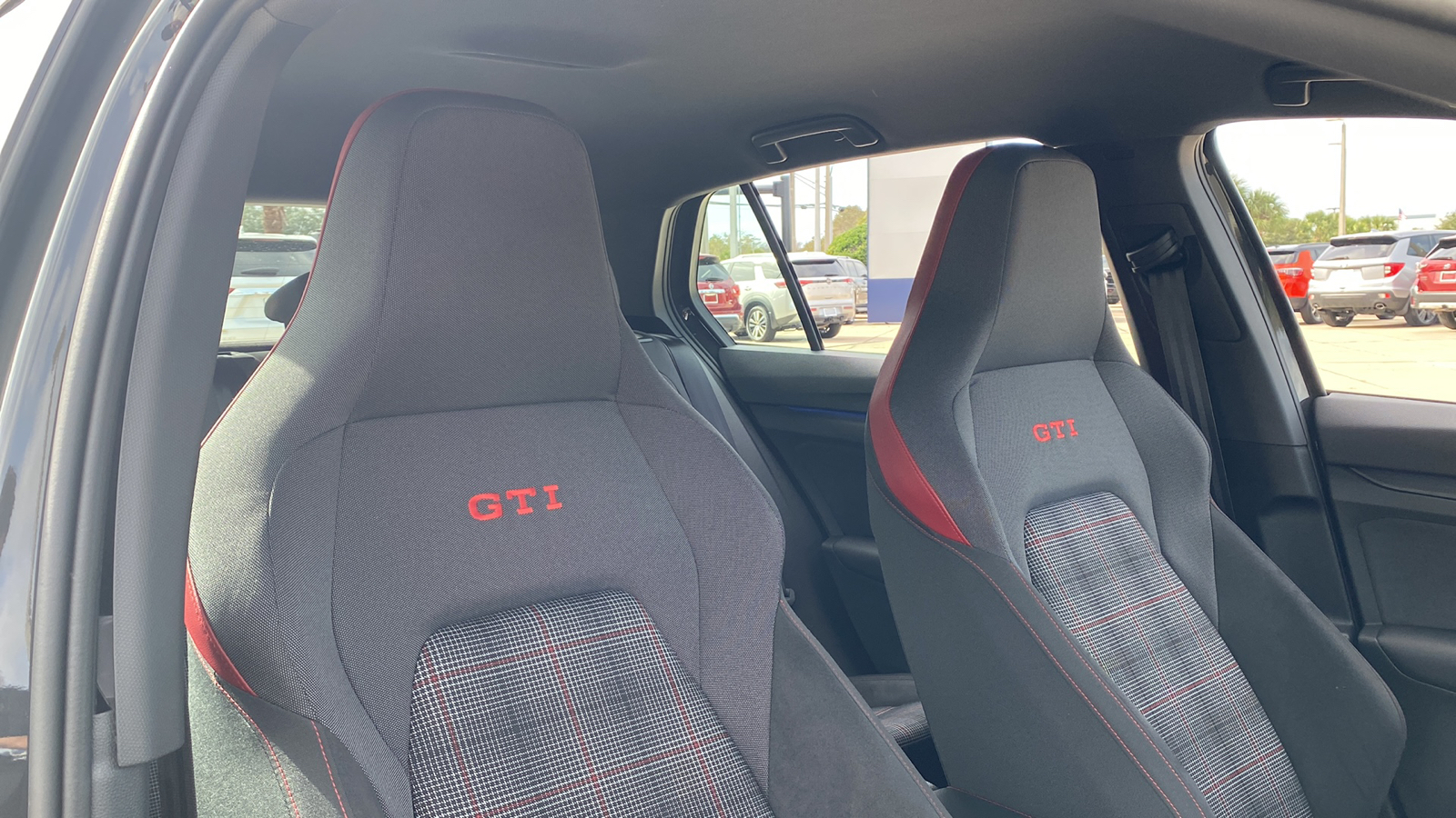 2023 Volkswagen Golf GTI 40th Anniversary Edition 15