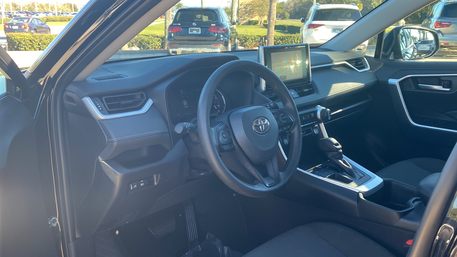 2023 Toyota RAV4 XLE 3