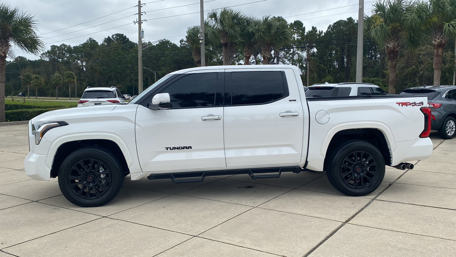 2023 Toyota Tundra 4WD SR5 4