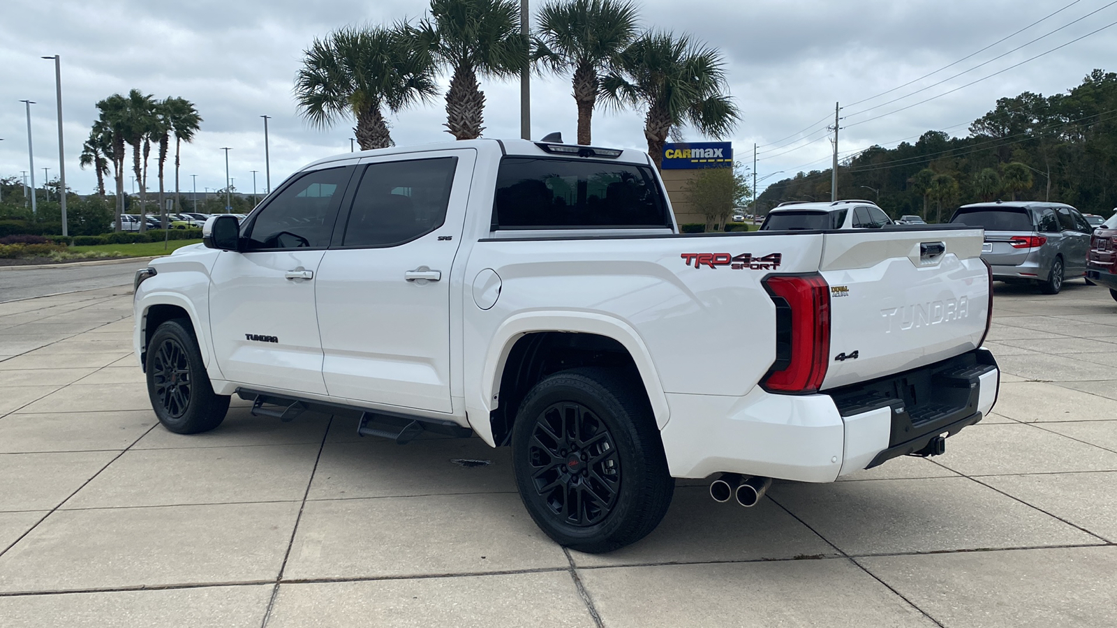 2023 Toyota Tundra 4WD SR5 5