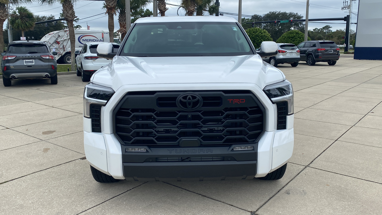 2023 Toyota Tundra 4WD SR5 7