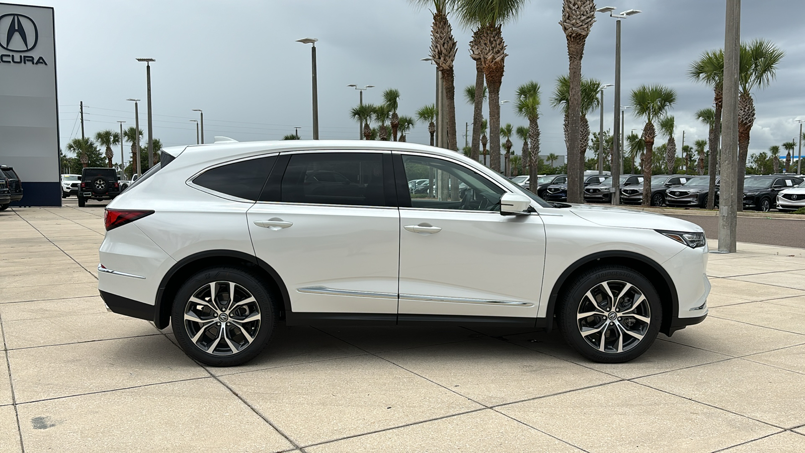 2024 Acura MDX w/Technology Package 38