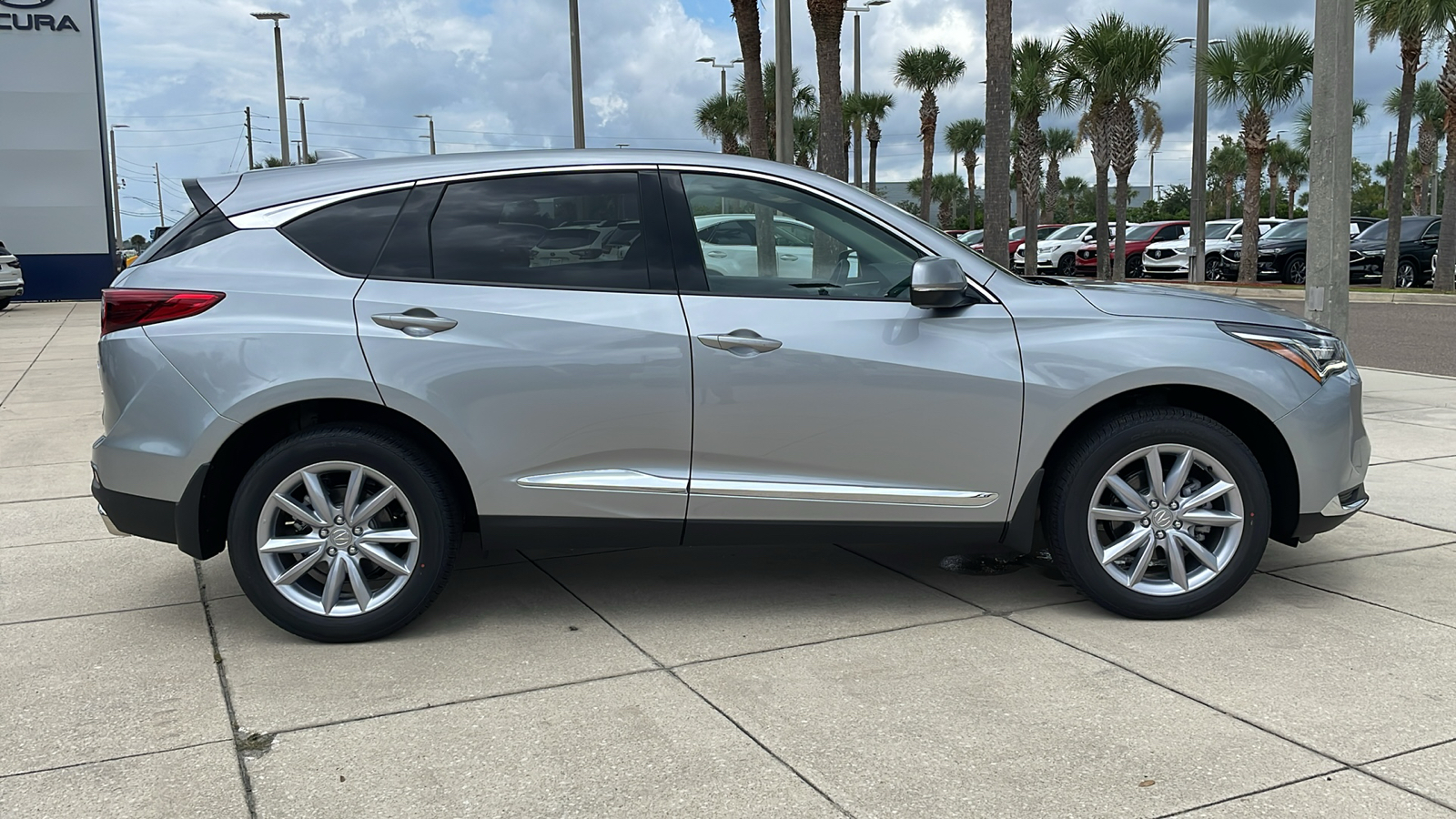 2024 Acura RDX Base 33