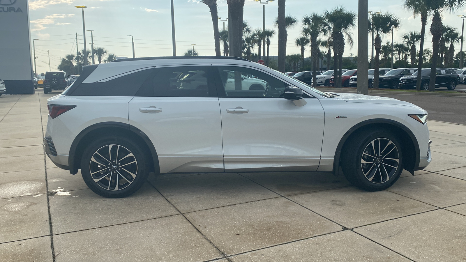 2024 Acura ZDX w/A-Spec Package 38