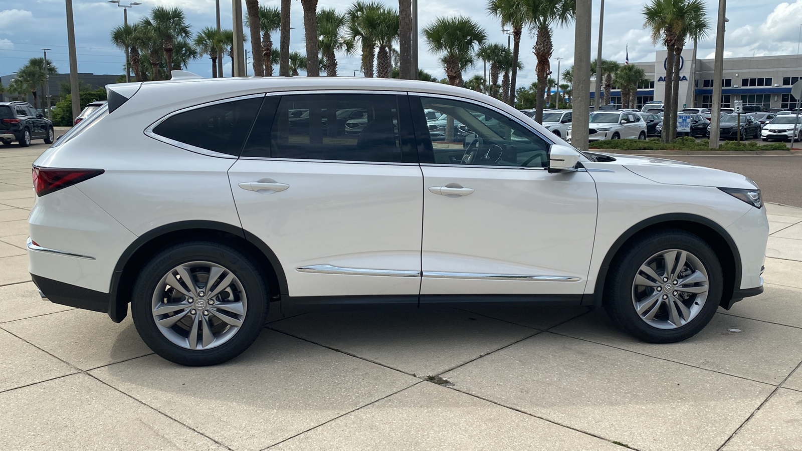 2025 Acura MDX Base 39