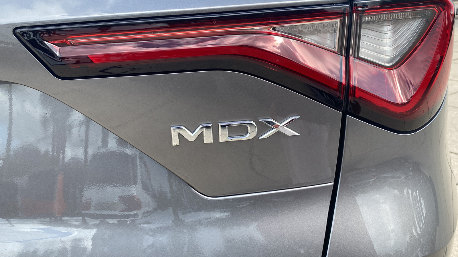 2025 Acura MDX w/Tech 8