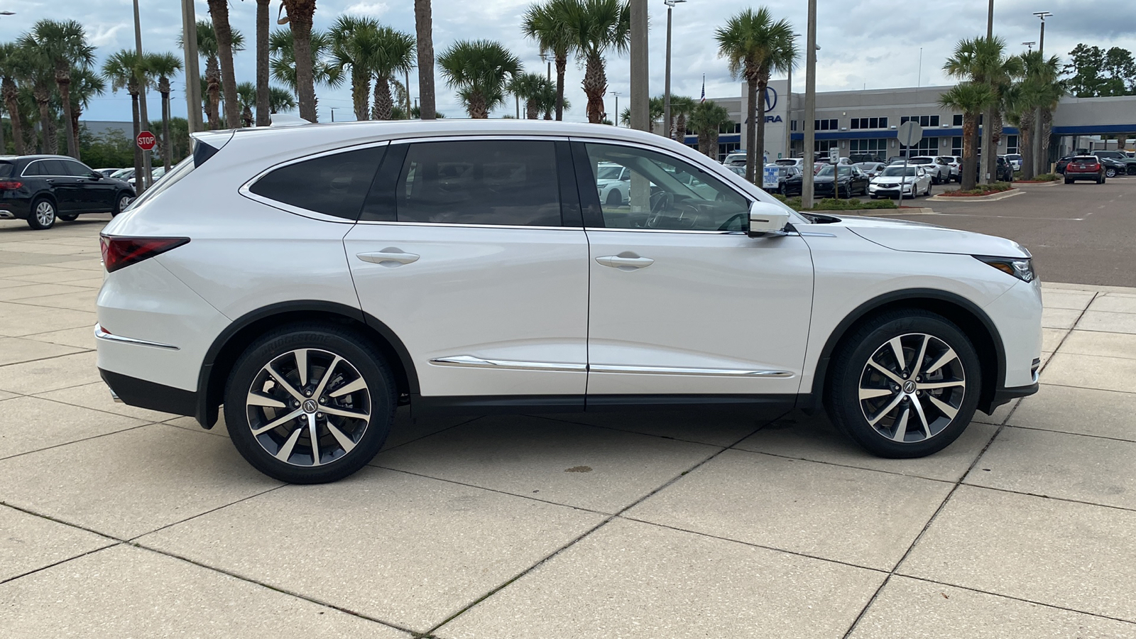 2025 Acura MDX w/Technology Package 40