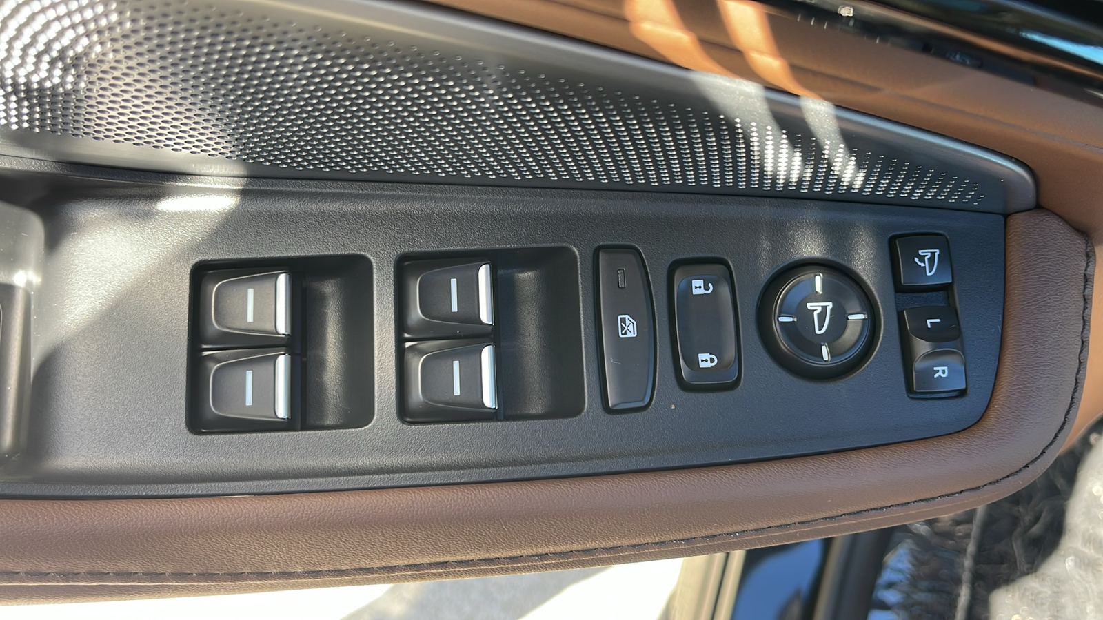 2025 Acura MDX Technology Package 25