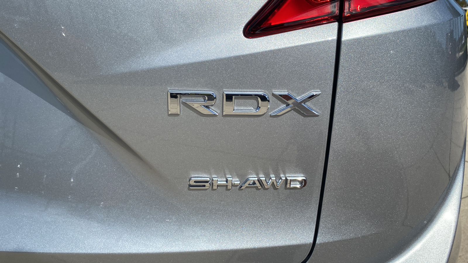 2025 Acura RDX SH-AWD w/Tech 8