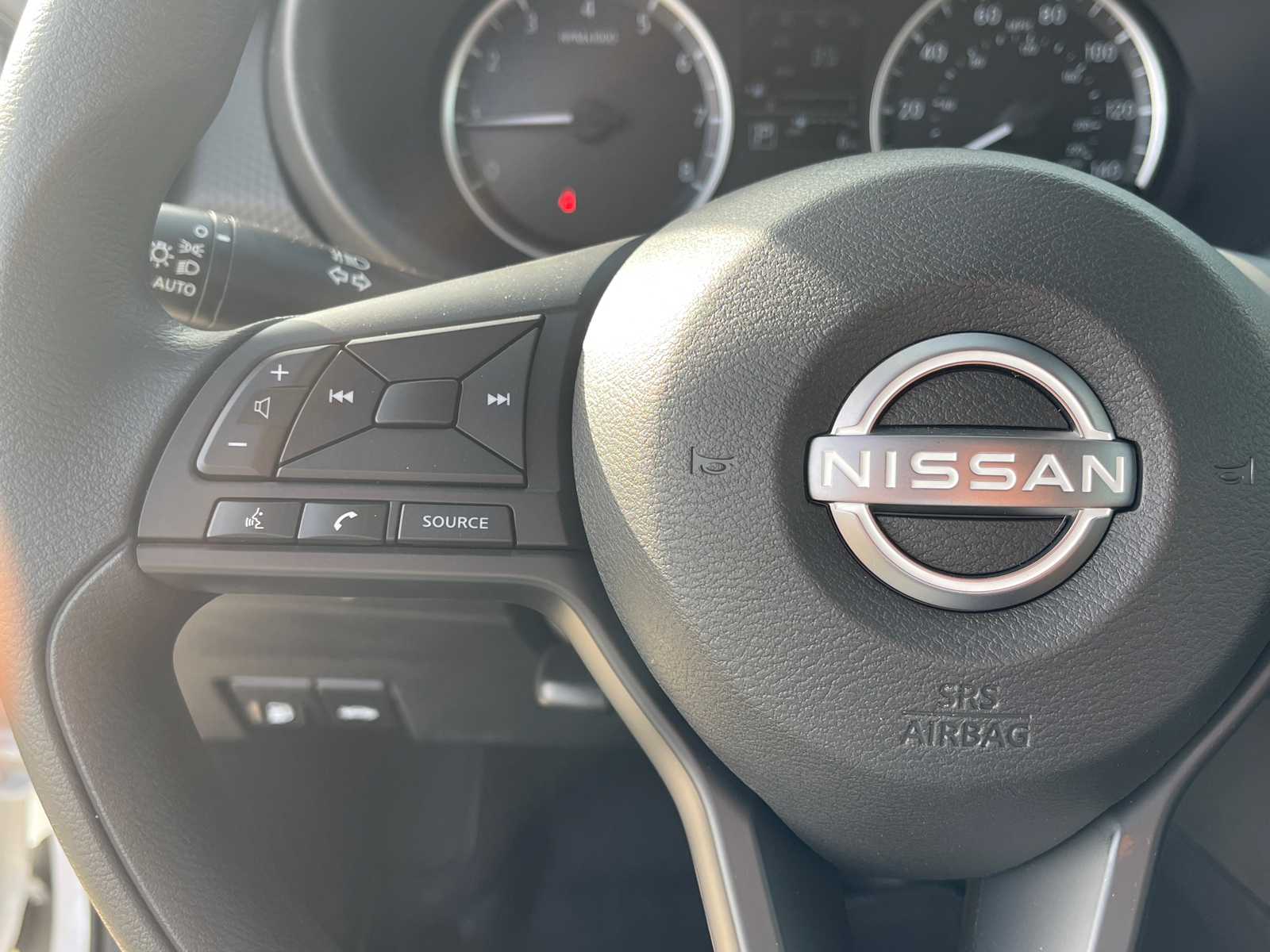 2024 Nissan Kicks  23