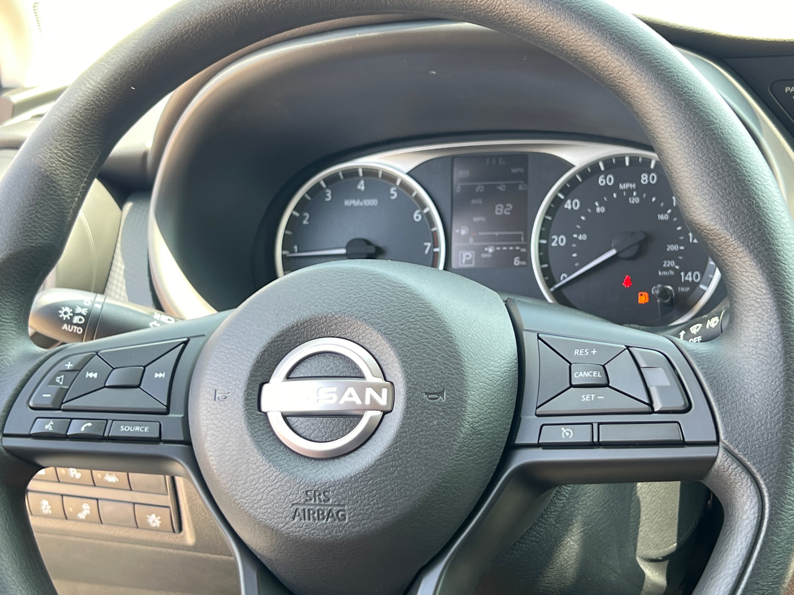 2024 Nissan Kicks S 22